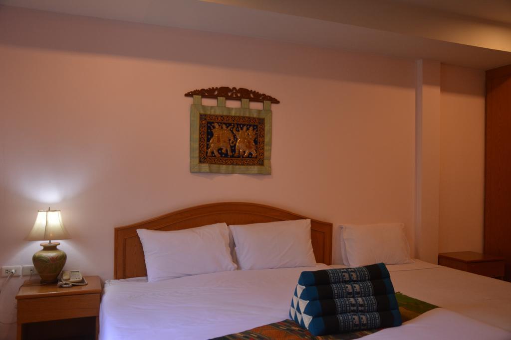 Seven Oaks Inn ジョムティエンビーチ 部屋 写真